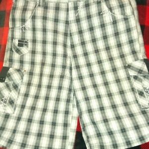Koman size 38 plaid shorts....